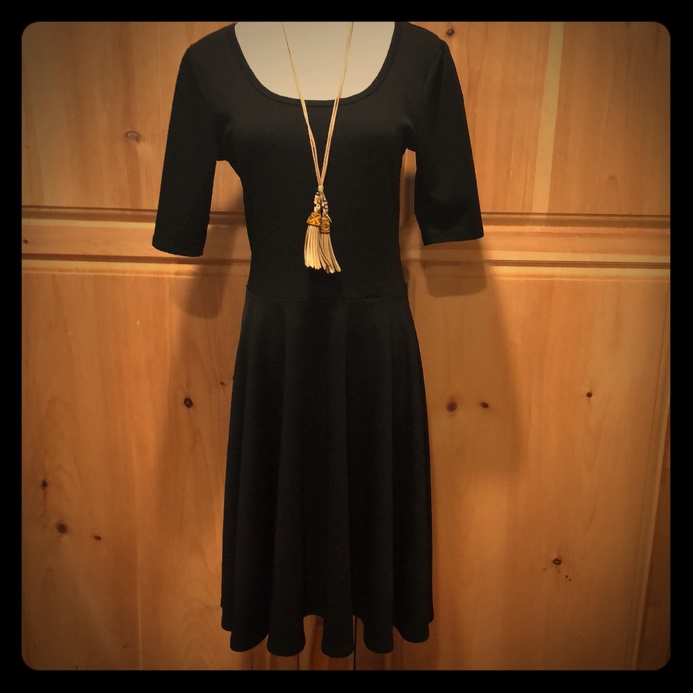 Black Lularoe Amelia or Nicole size Medium